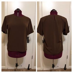 NWT VTG IMPRESSIONS  Short sleeve  crew Neck Brown Top Women